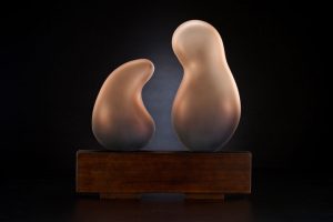 Shima in tea color by Bernard Katz Glass Shima in tea color is a hand blown glass sculpture created by Bernard Katz