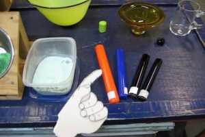 color-in-glass-video-image glass blowing basics - What is our color