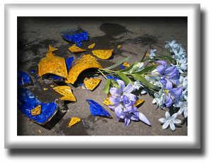 broken-glass-vase broken glass vase with flowers